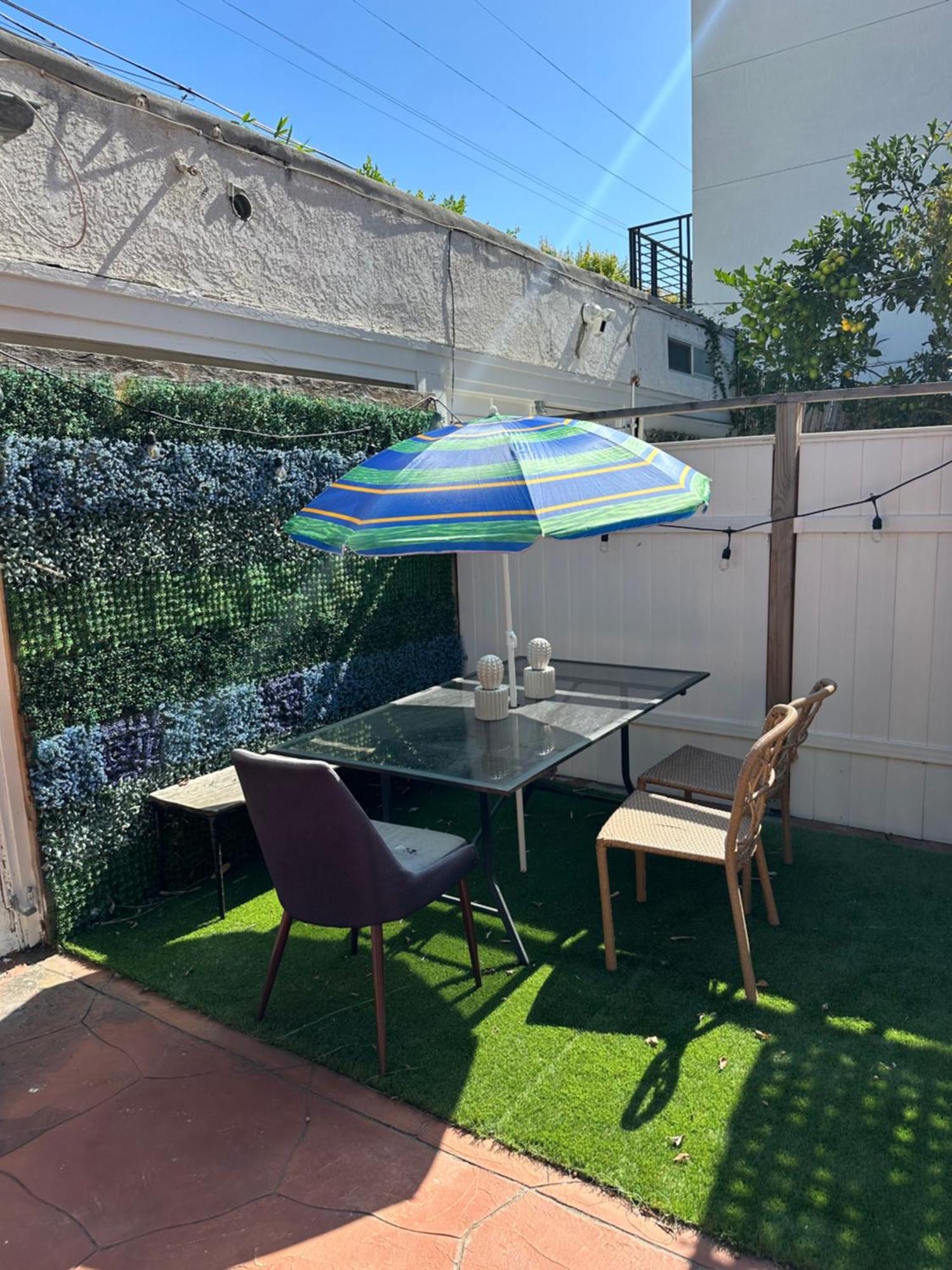 Сasa de vacaciones Cozy With Cool Outdoor Seating Area